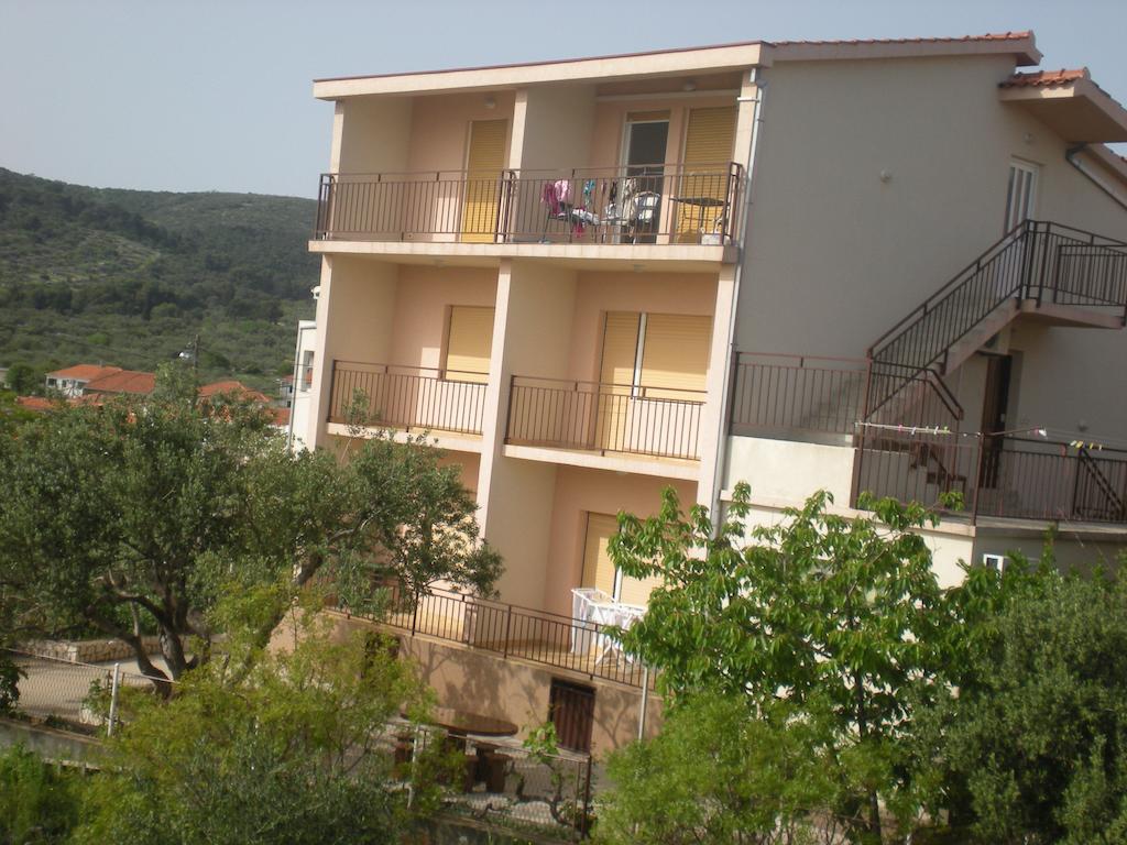 Apartments Jelica Slatine Kültér fotó